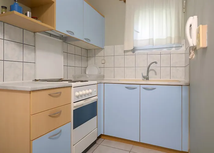 Mavretas 2 * Argassi