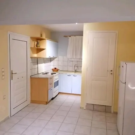 Apartment Mavretas 3