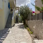 Mavretas 2 Argassi